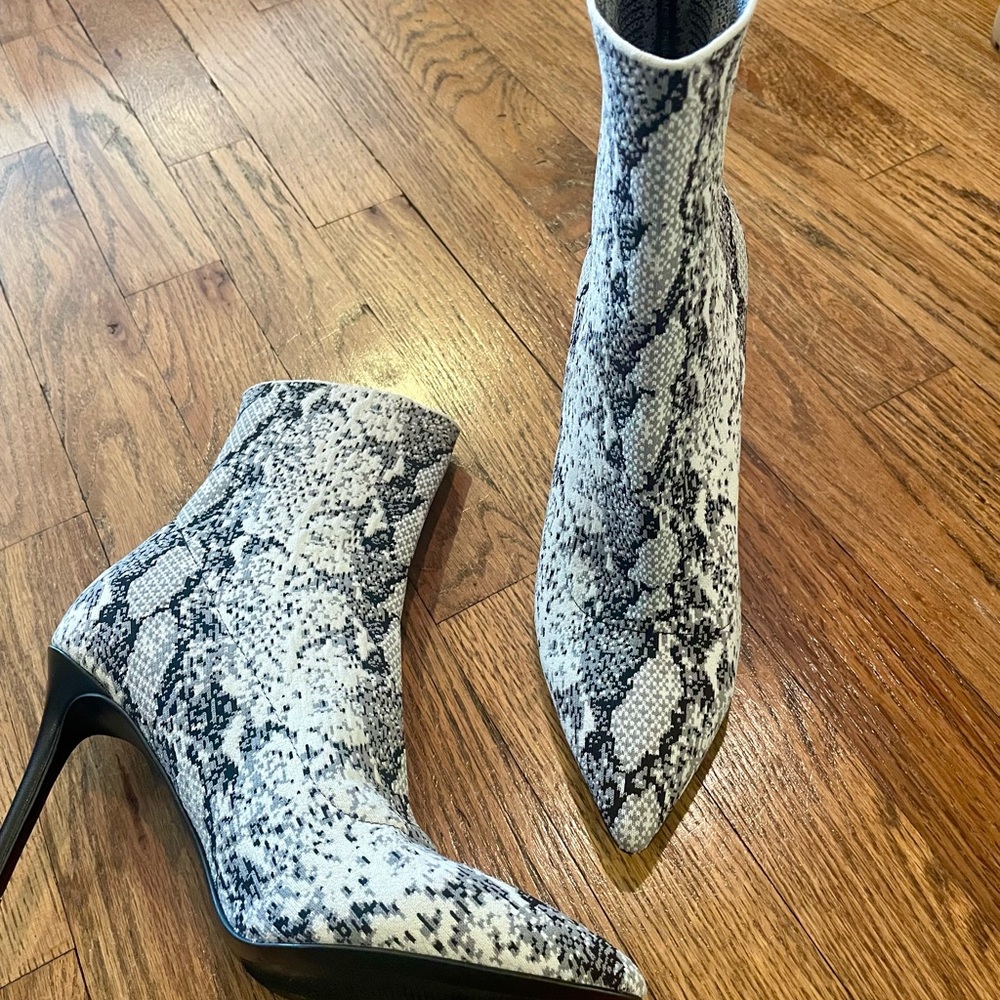 Steve Madden booties
